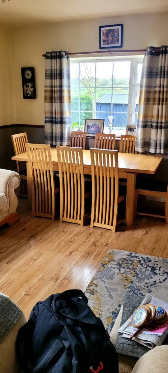 Kitchen Table and chairs - Image 1
