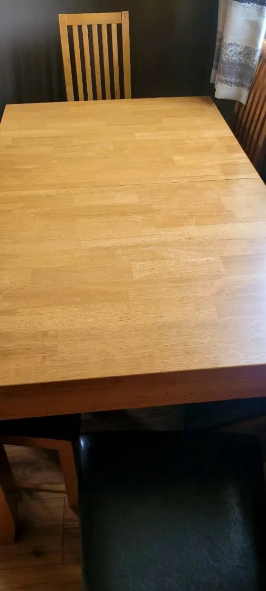 Kitchen Table and chairs - Image 3