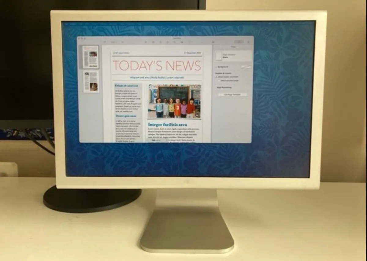 Apple Mac Cinema Display Monitor - Image 1
