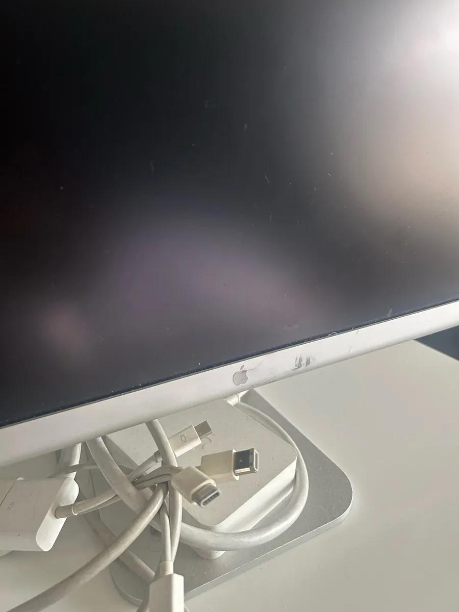 Apple Mac Cinema Display Monitor - Image 3