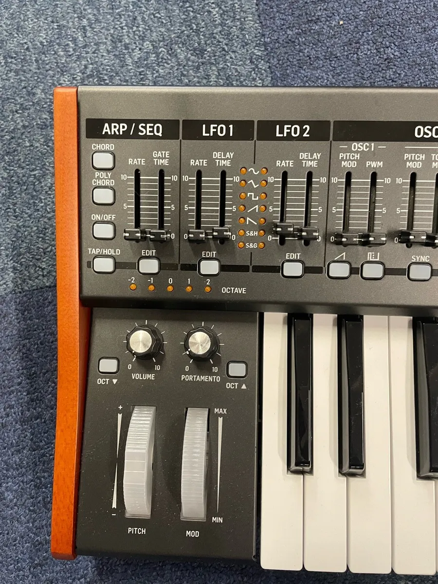 Behringer Deepmind 6 - Image 3