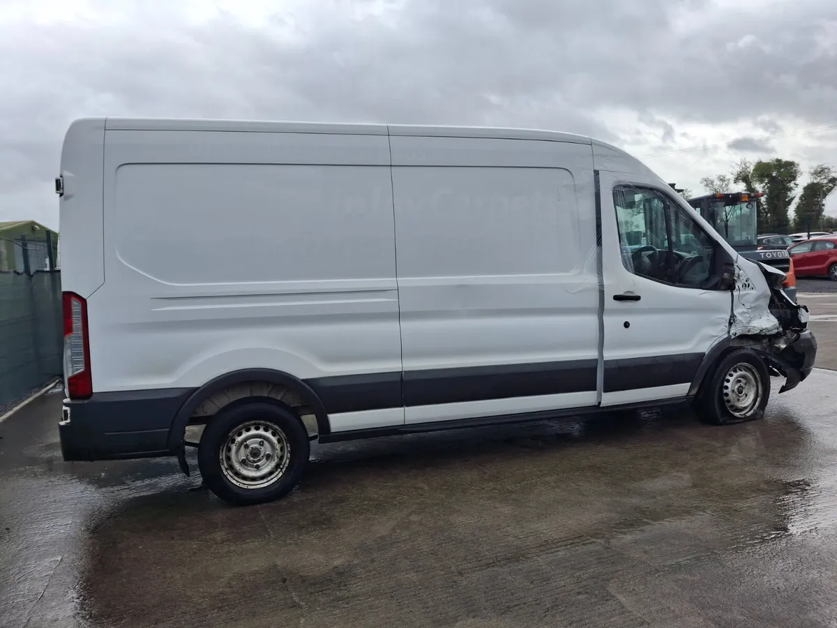 2019 Ford Transit  350L 130bhp 2.0 diesel - Image 4