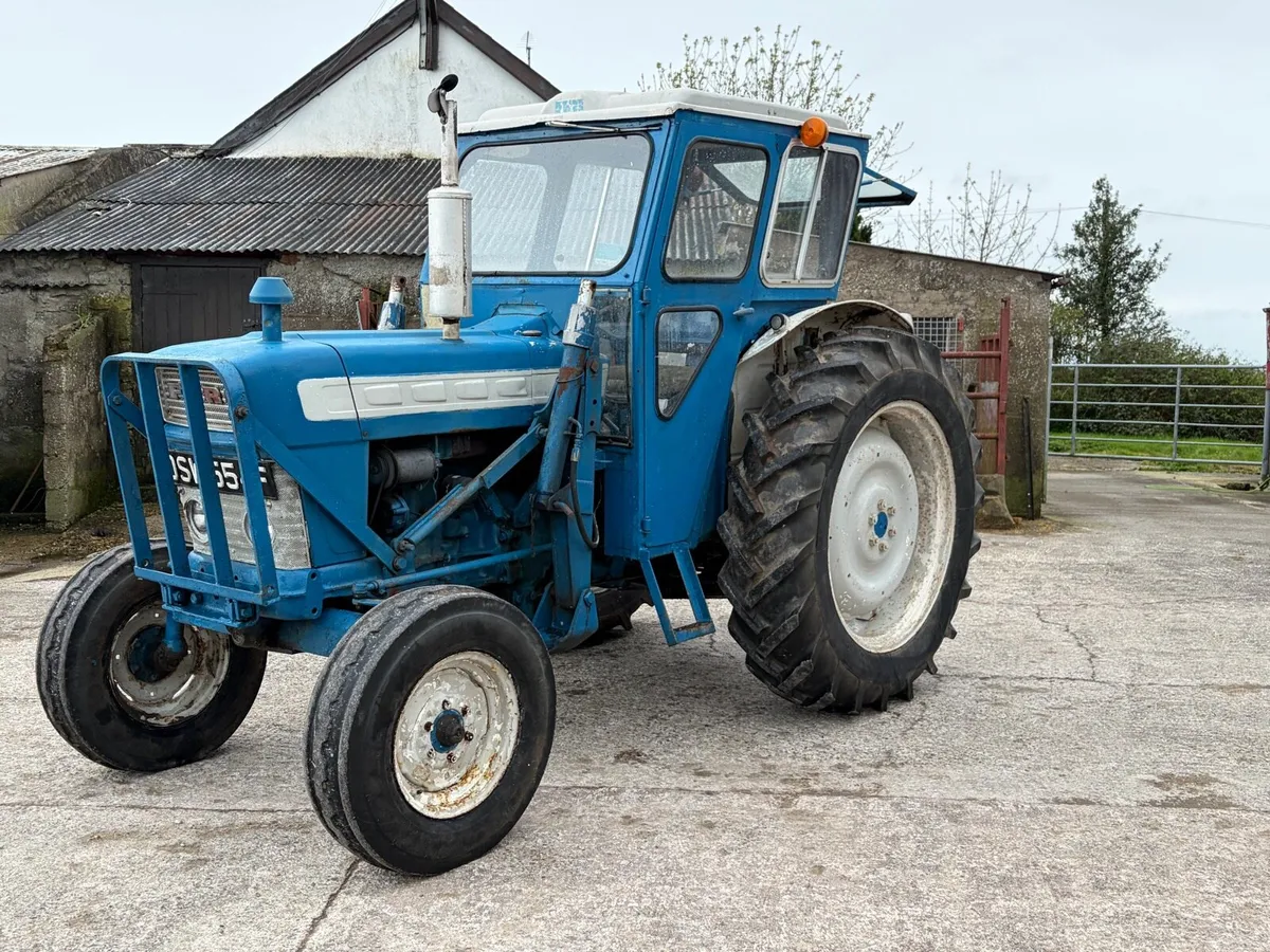Ford 4000 Tractor – Very Clean – Low Hours - Image 1
