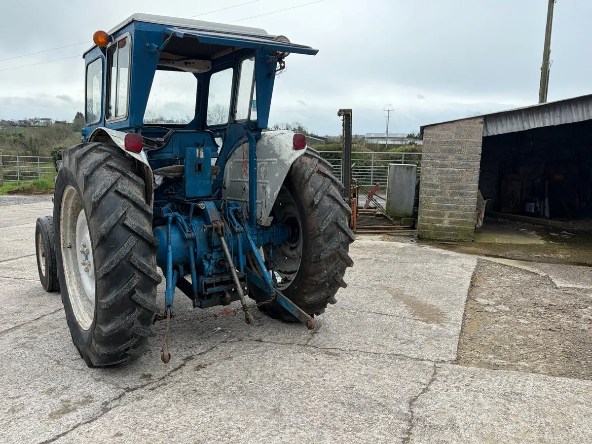 Ford 4000 Tractor – Very Clean – Low Hours - Image 3