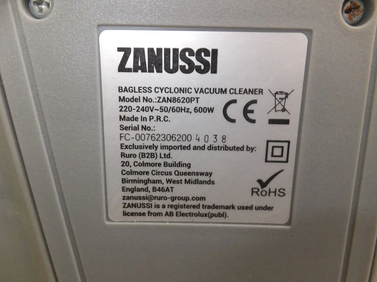 ZANUSSI vacuum cleaner - Image 4
