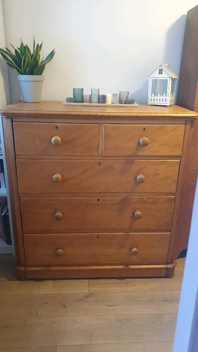 Large Solid Chest of Drawers - Image 3