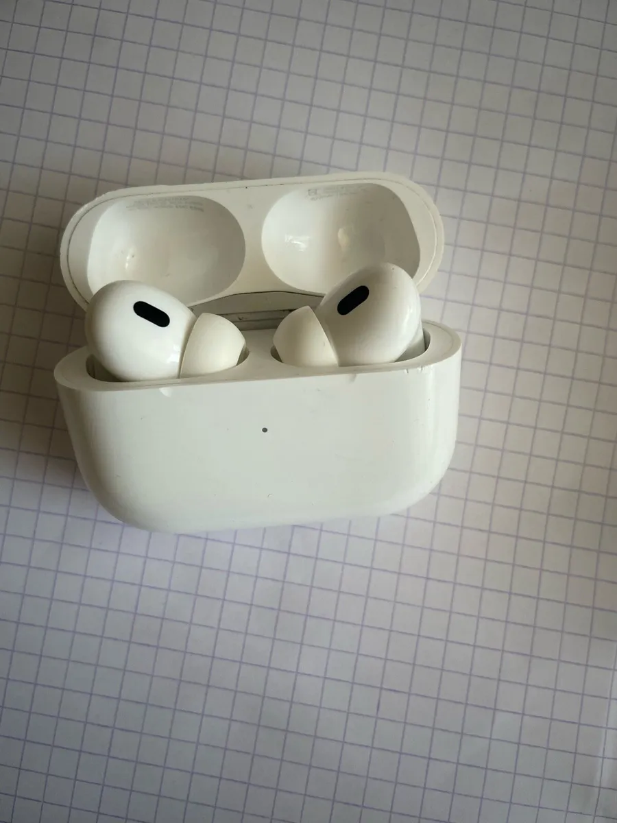 AirPods 2 pro earphones - Image 1