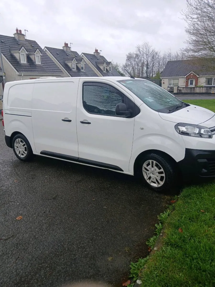Citroen dispatch van - Image 1