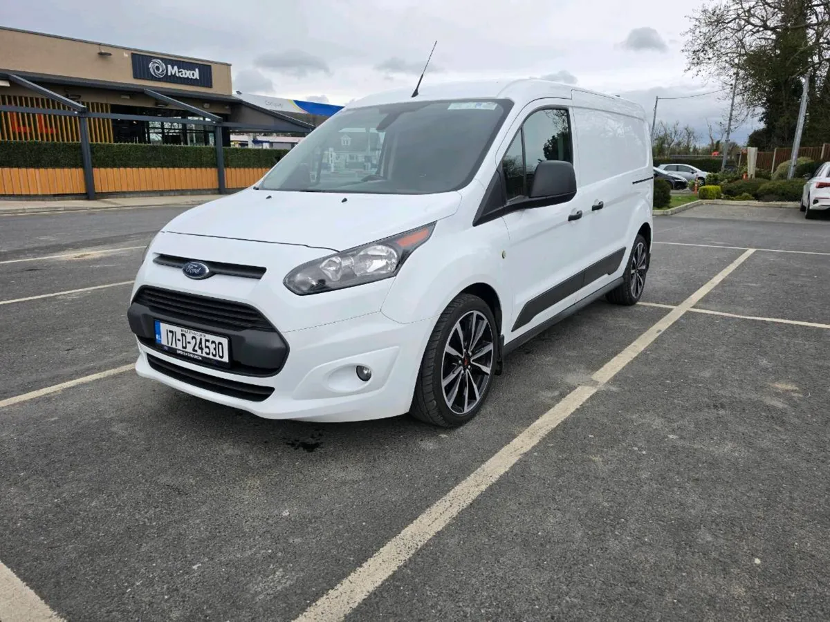 2017 Ford Transit Connect LWB - Image 2