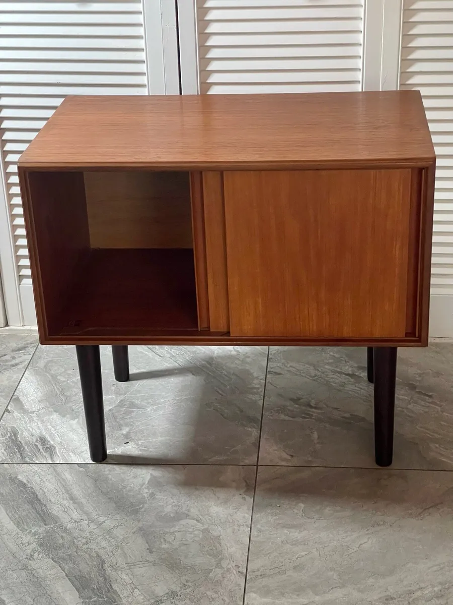 Mid century G plan media chest - Image 2