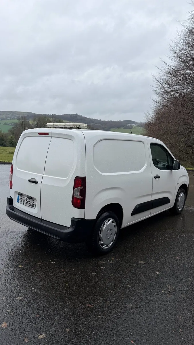 Peugeot partner 2019 , 1.6L engine - Image 4