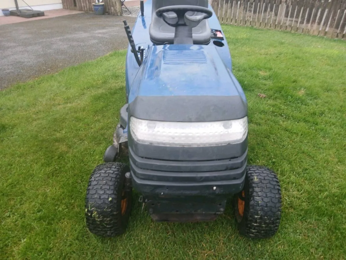 Ride  on mower and engine - Image 1