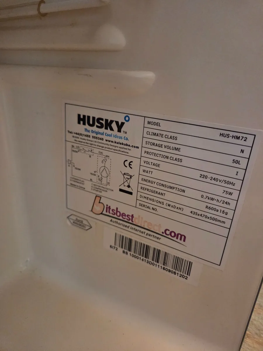 Budweiser Countertop Fridge - Image 2