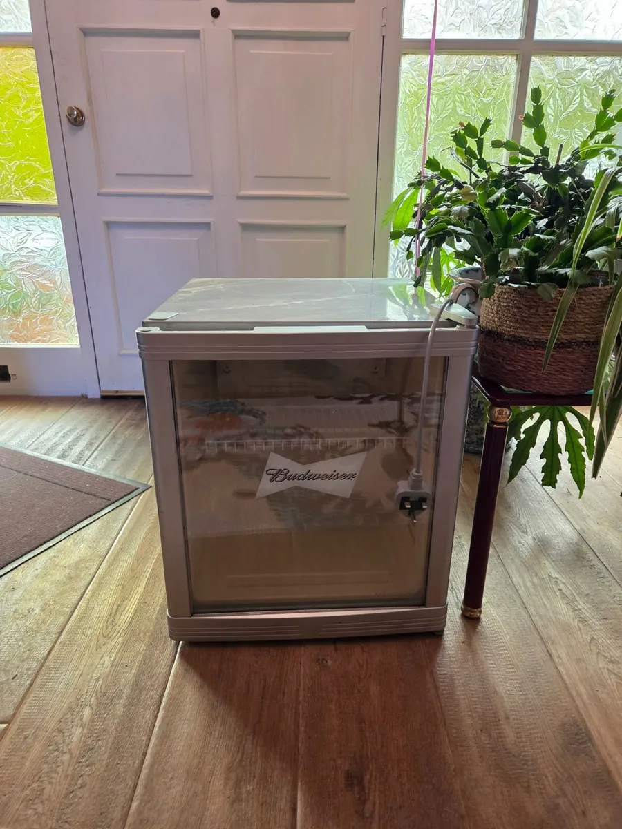 Budweiser Countertop Fridge - Image 4