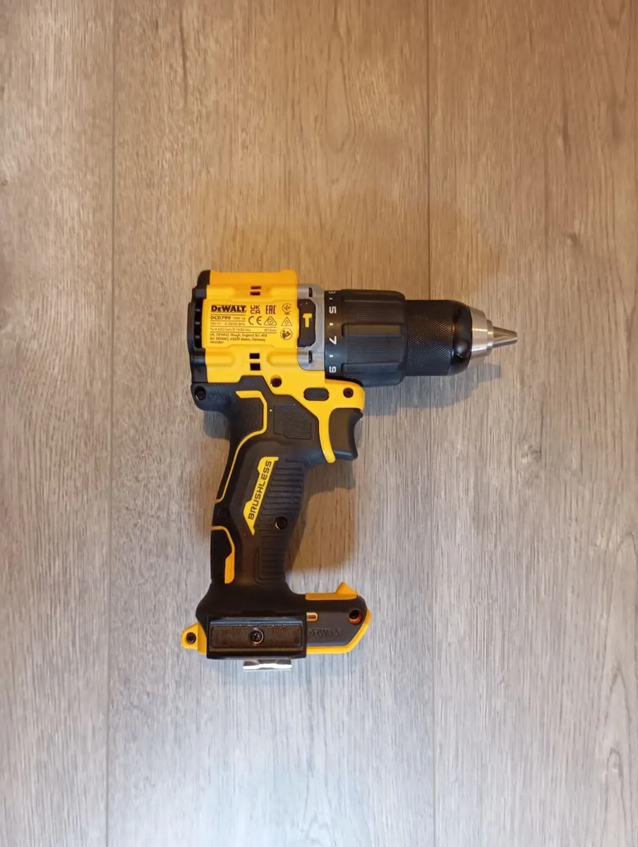 DeWalt Cordless Drills - Image 4