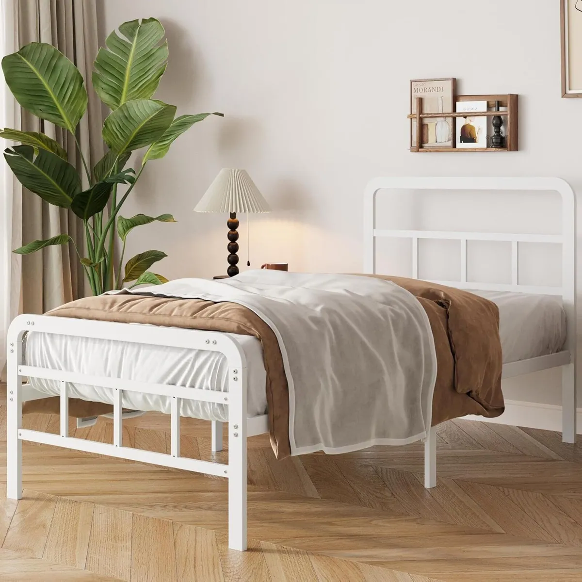 Single Bed Frame with Curved Headboard and - Image 1