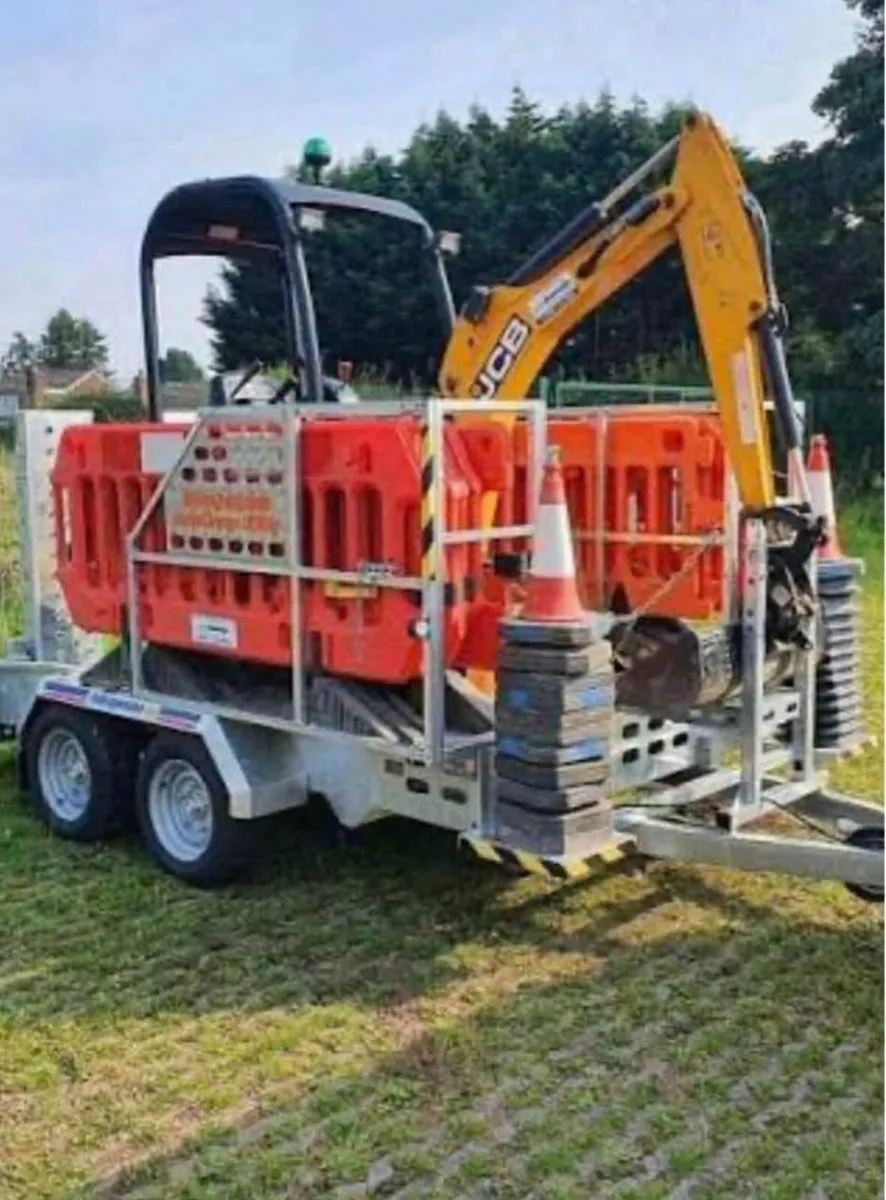 Indespension Utility Trailer - Image 1