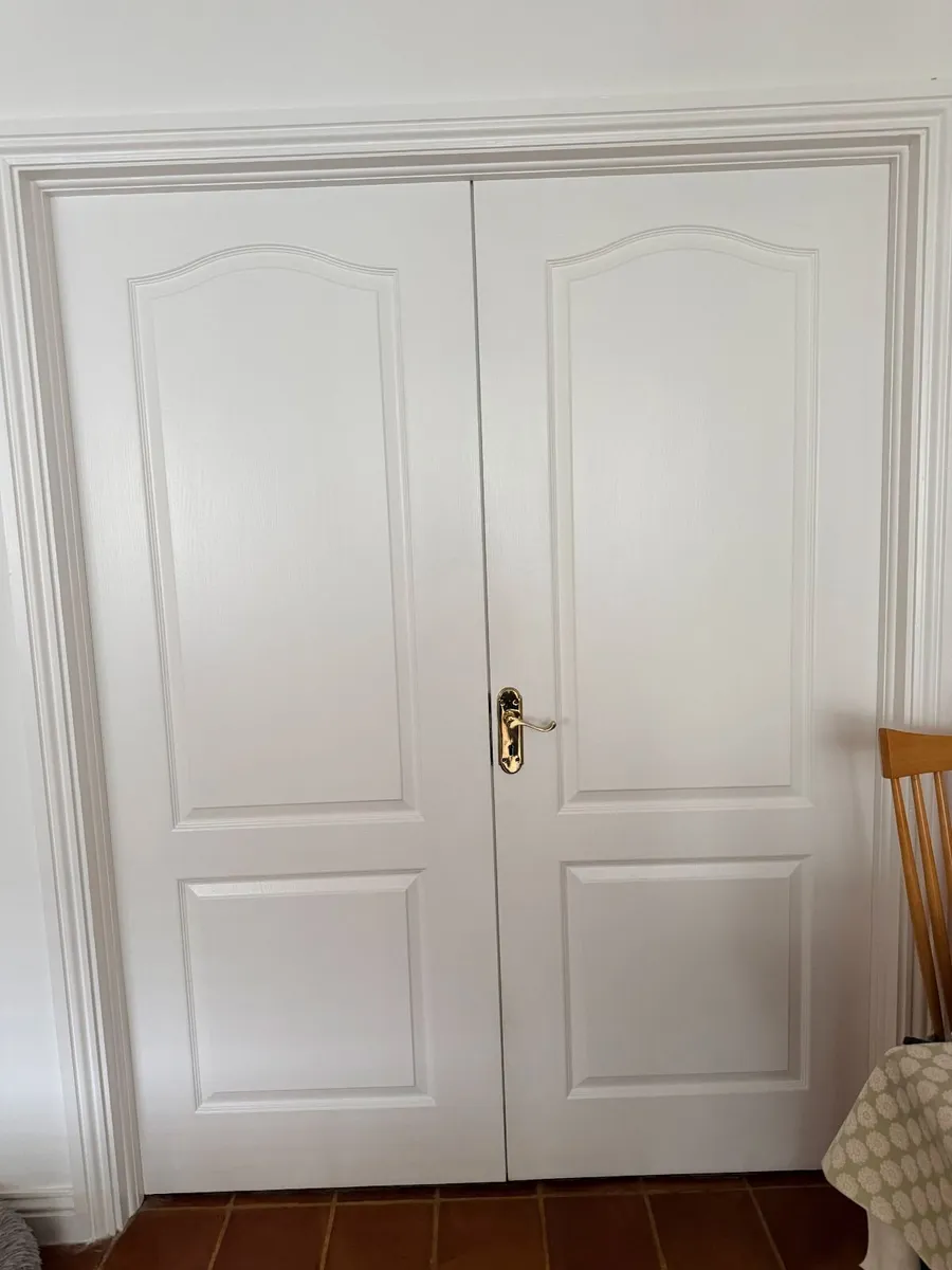 Selling a set of high-quality internal doors, all - Image 3