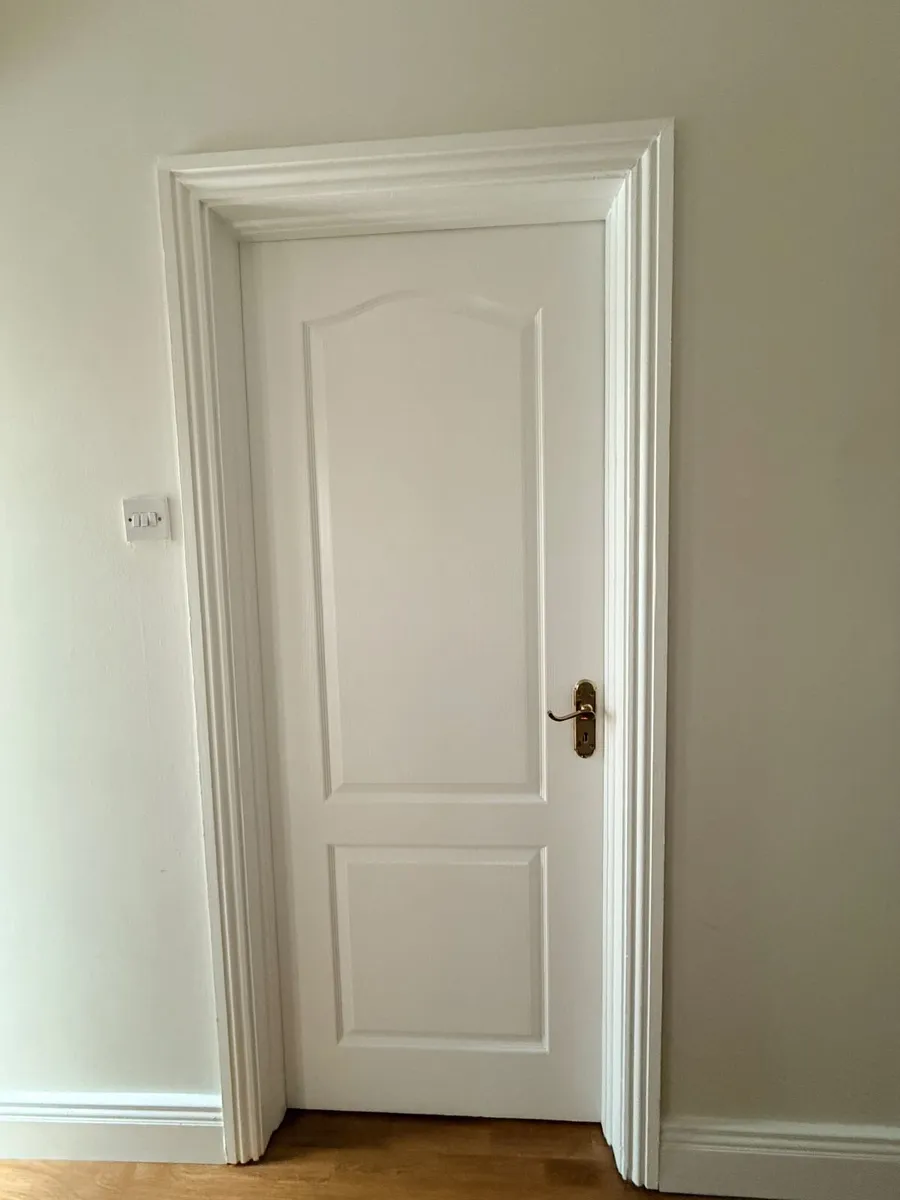 Selling a set of high-quality internal doors, all - Image 1