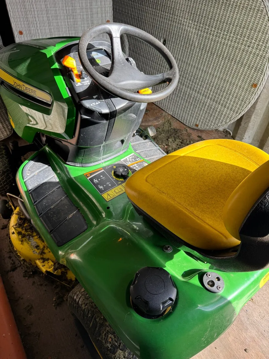 John Deere x310 - Image 3