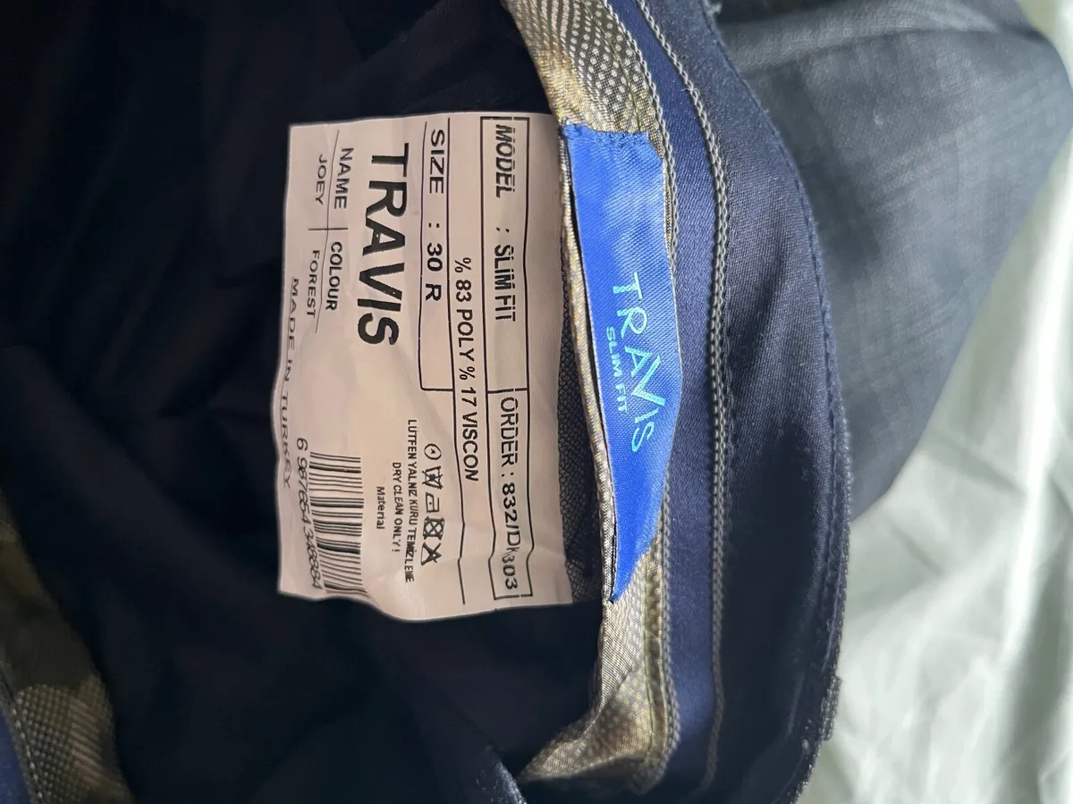 Men’s suit - Image 1