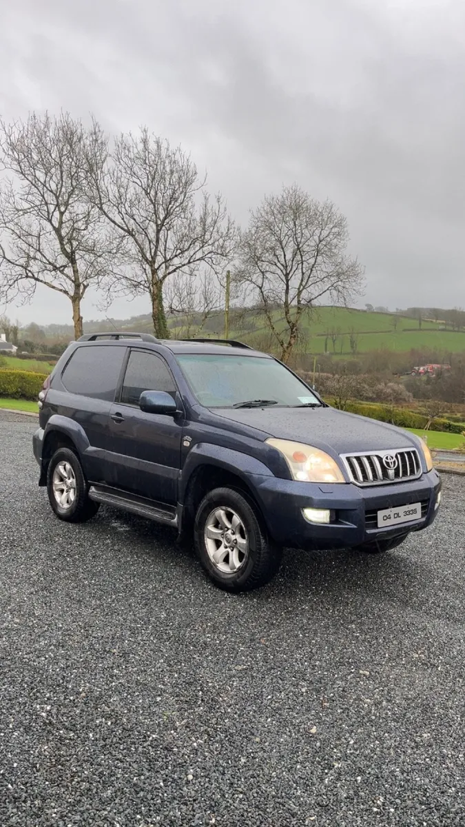 Toyota Land Cruiser 2004 - Image 1