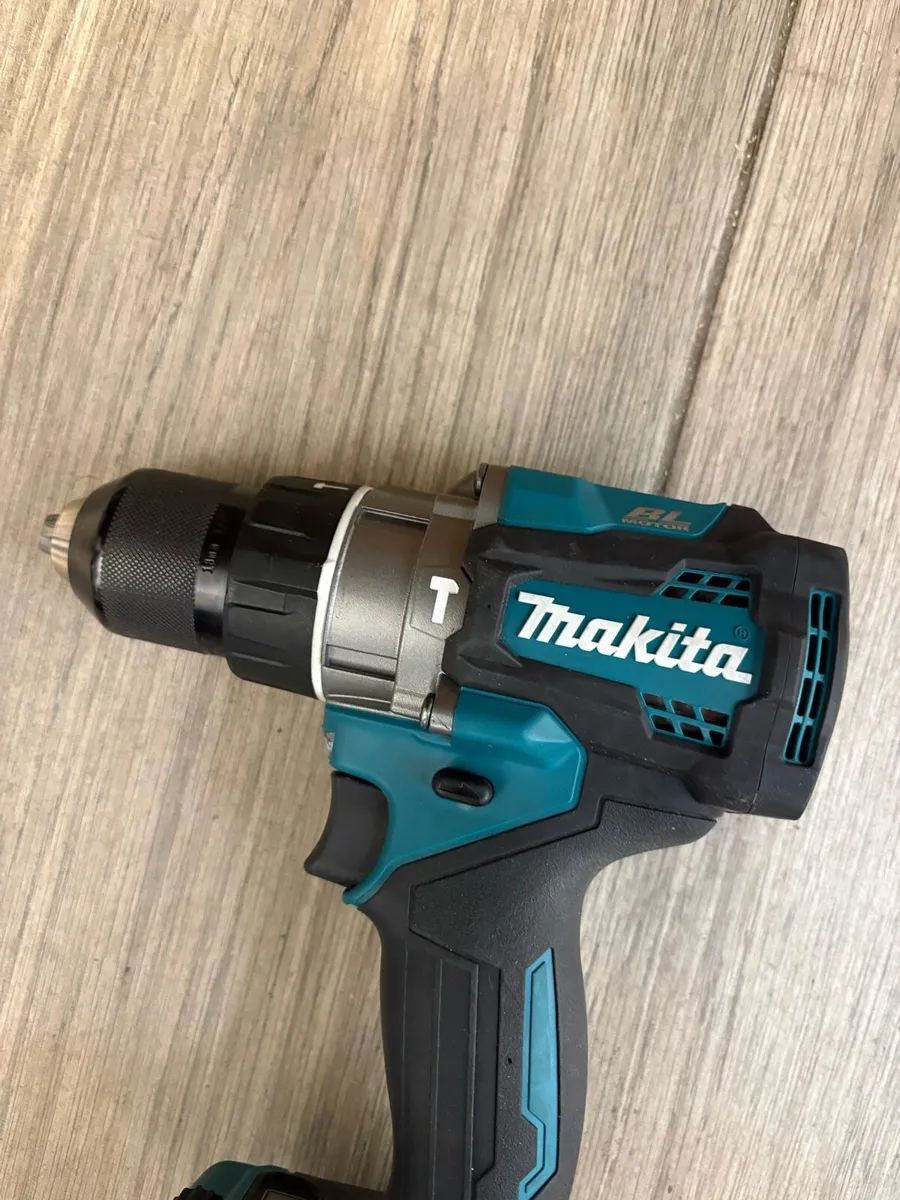 Makita 40v HP001G New - Image 2