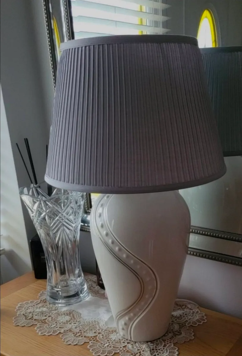 Lara Table Lamp