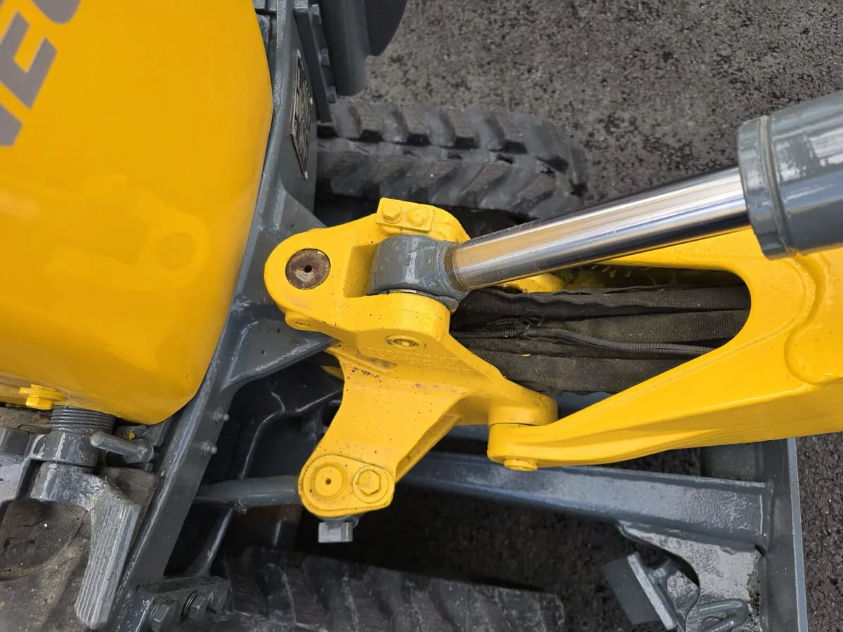 Wacker neuson 803 mint condition - Image 3