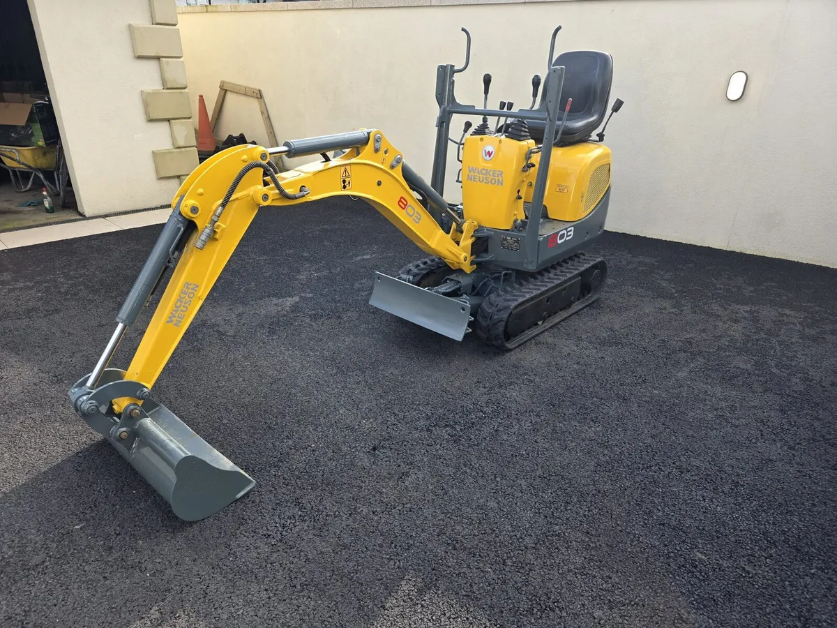 Wacker neuson 803 mint condition - Image 1