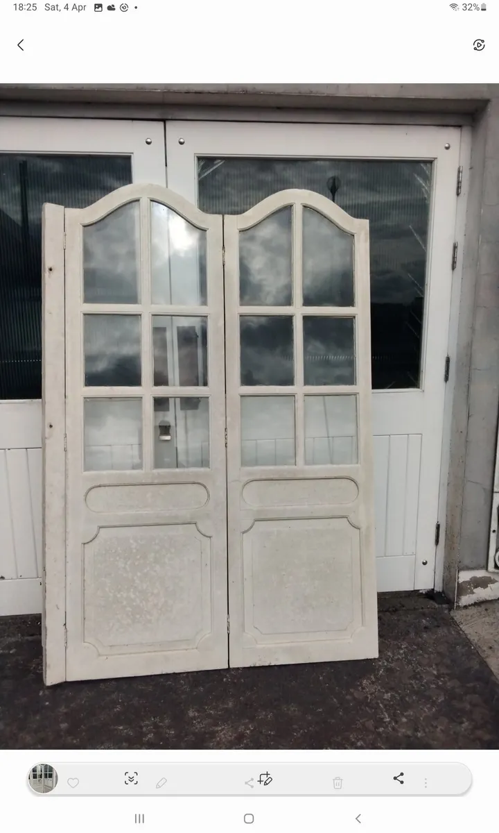 Old door screens - Image 2