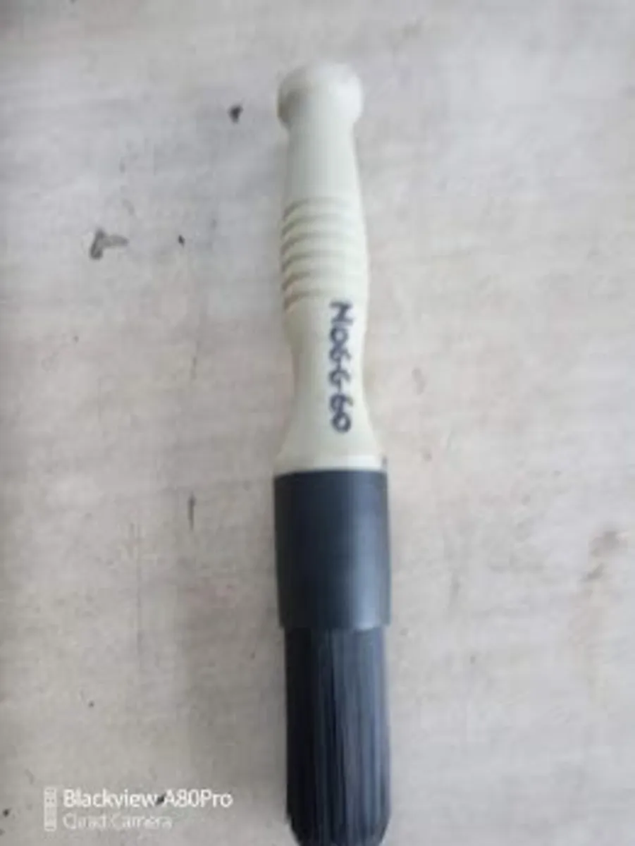 Car Parts wash brush - Image 2