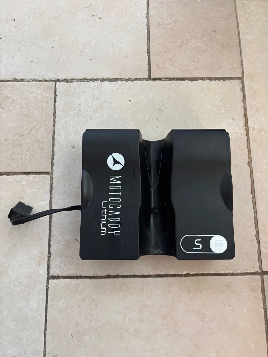 Motocaddy S1 Lithium Golf Trolley - Image 4