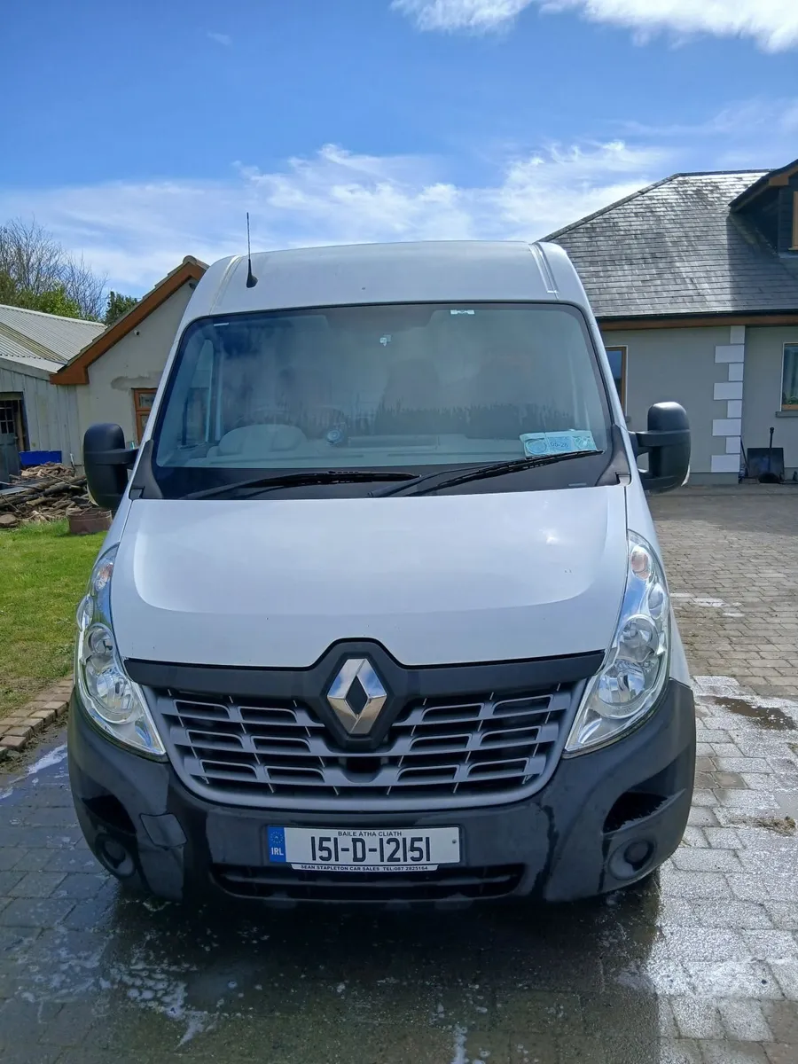 Renault Master 2015 - Image 1