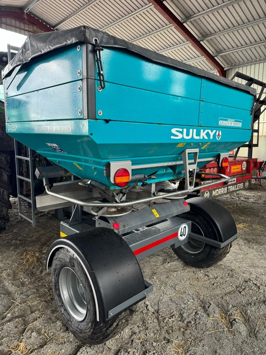 Sulky 2T fertiliser spreader - Image 3