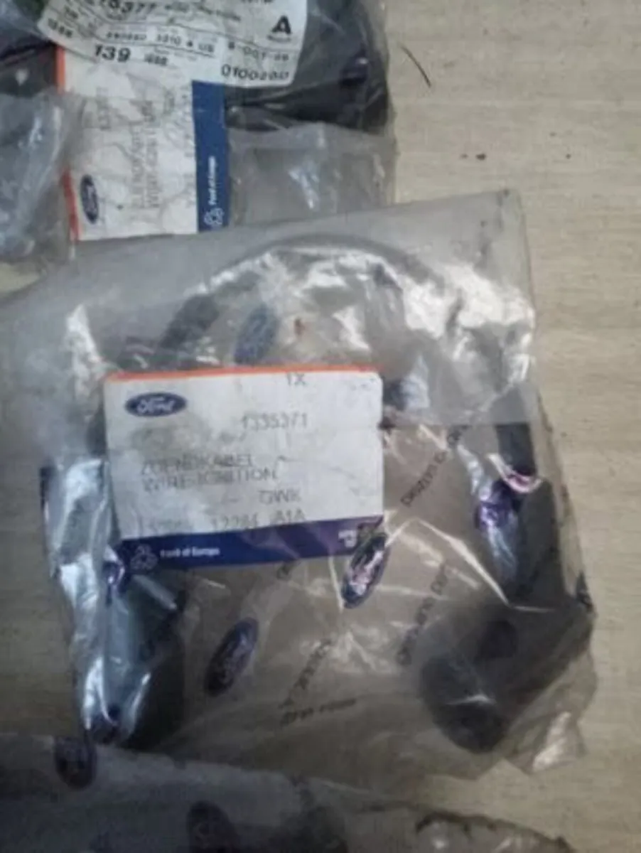 Ford plug leads - Image 2