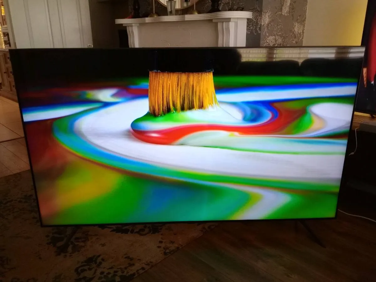 Samsung 75" 4K UHD SMART TV UE75AU7100K - Image 2
