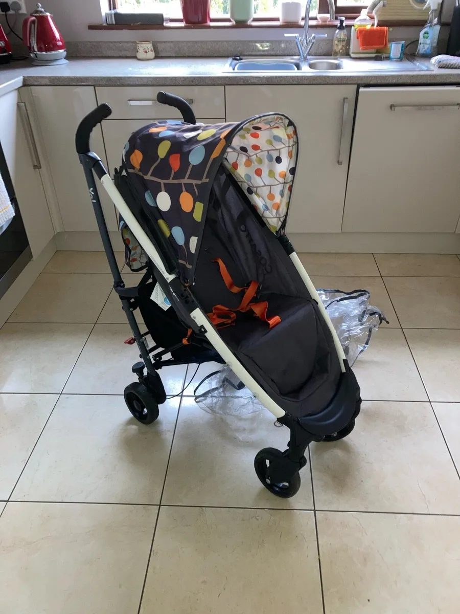 Child buggy - Image 1