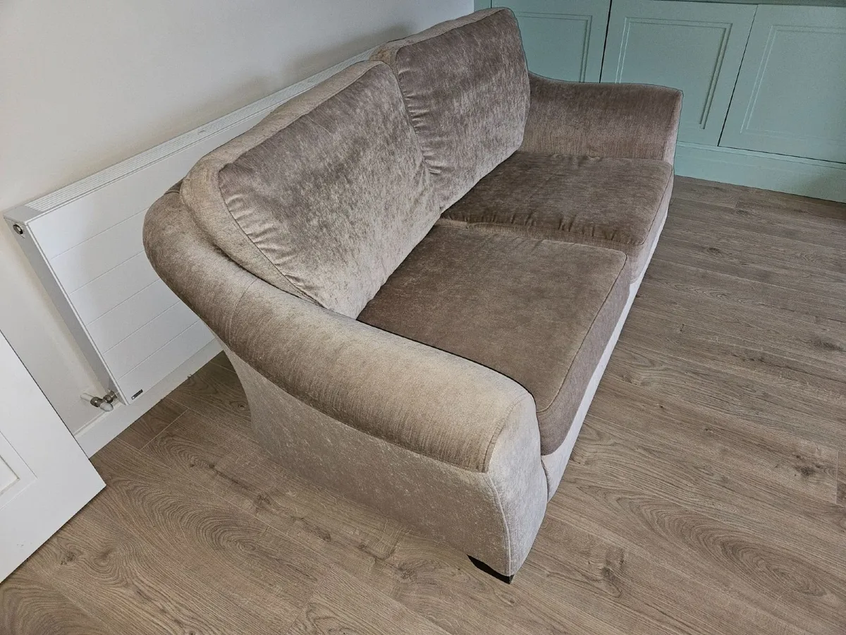 Sofa - Image 2