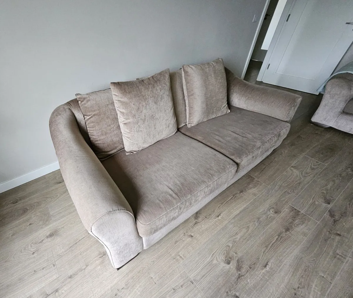 Sofa - 3 Seater - Image 2