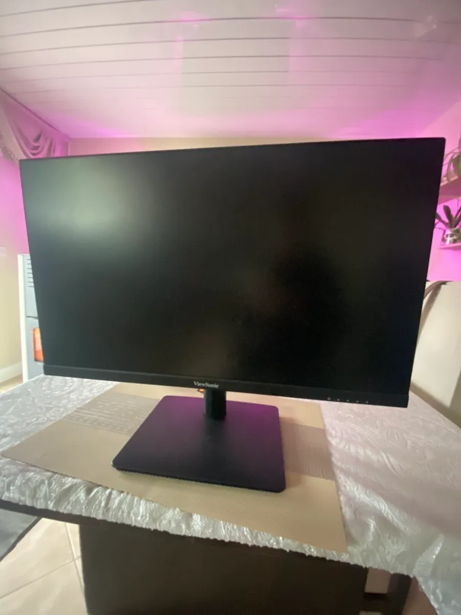 24” 60hz view sonic monitor - Image 1