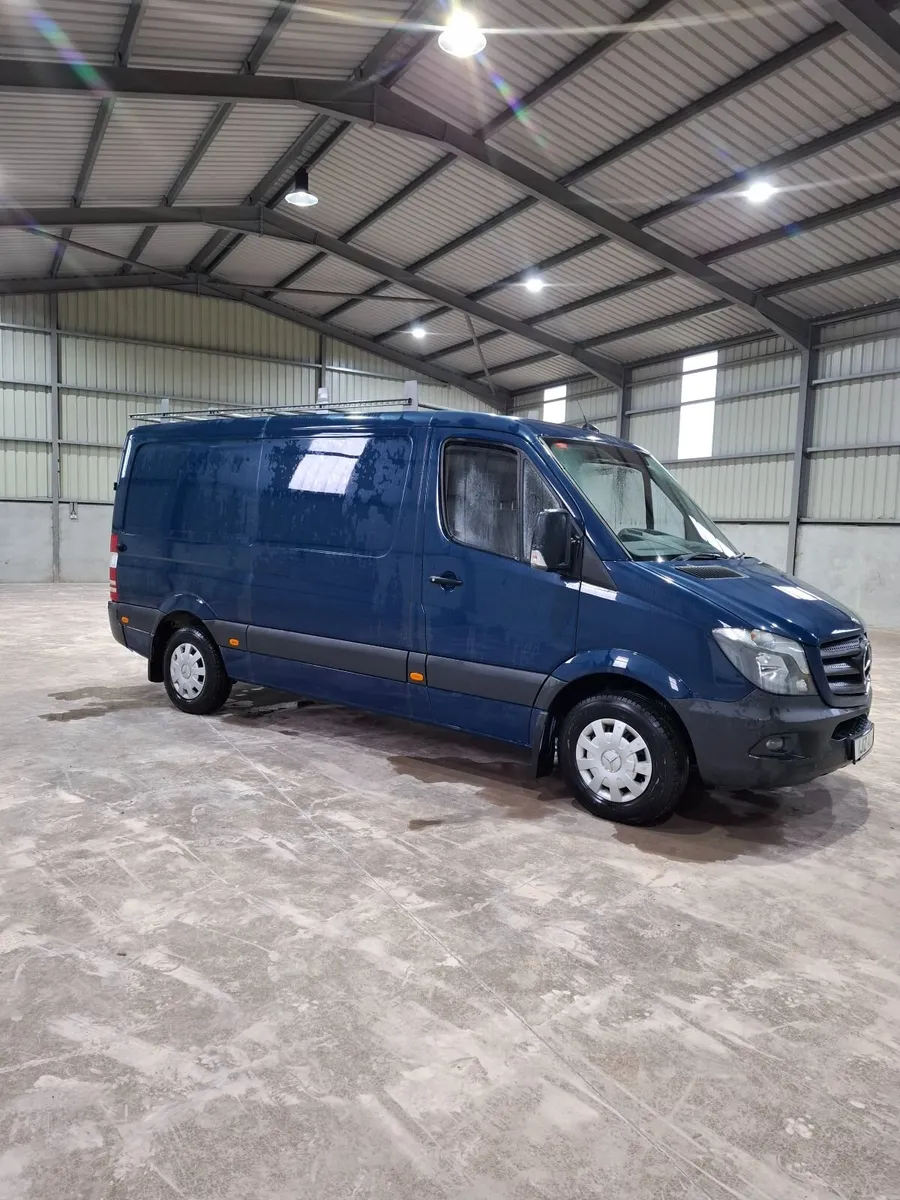 Mercedes-Benz Sprinter 2015 - Image 1
