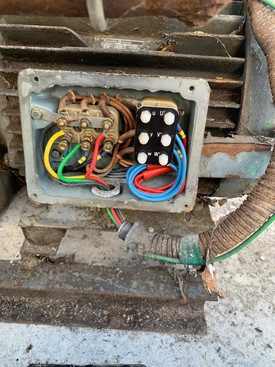 Hatz 2 cylinder diesel engine generator - Image 4