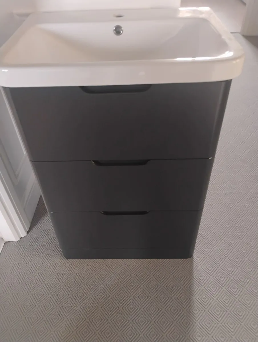 Vanity unit - Image 1