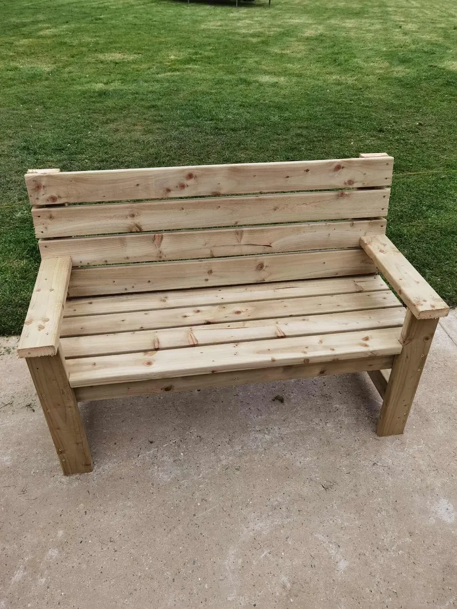 Garden furniture - Image 1