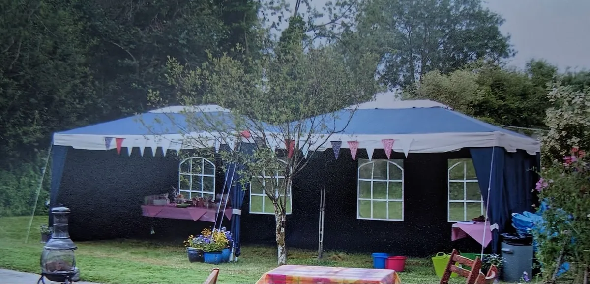 2 x Waterproof Gazebo (3m x 4m per Gazebo) - Image 1