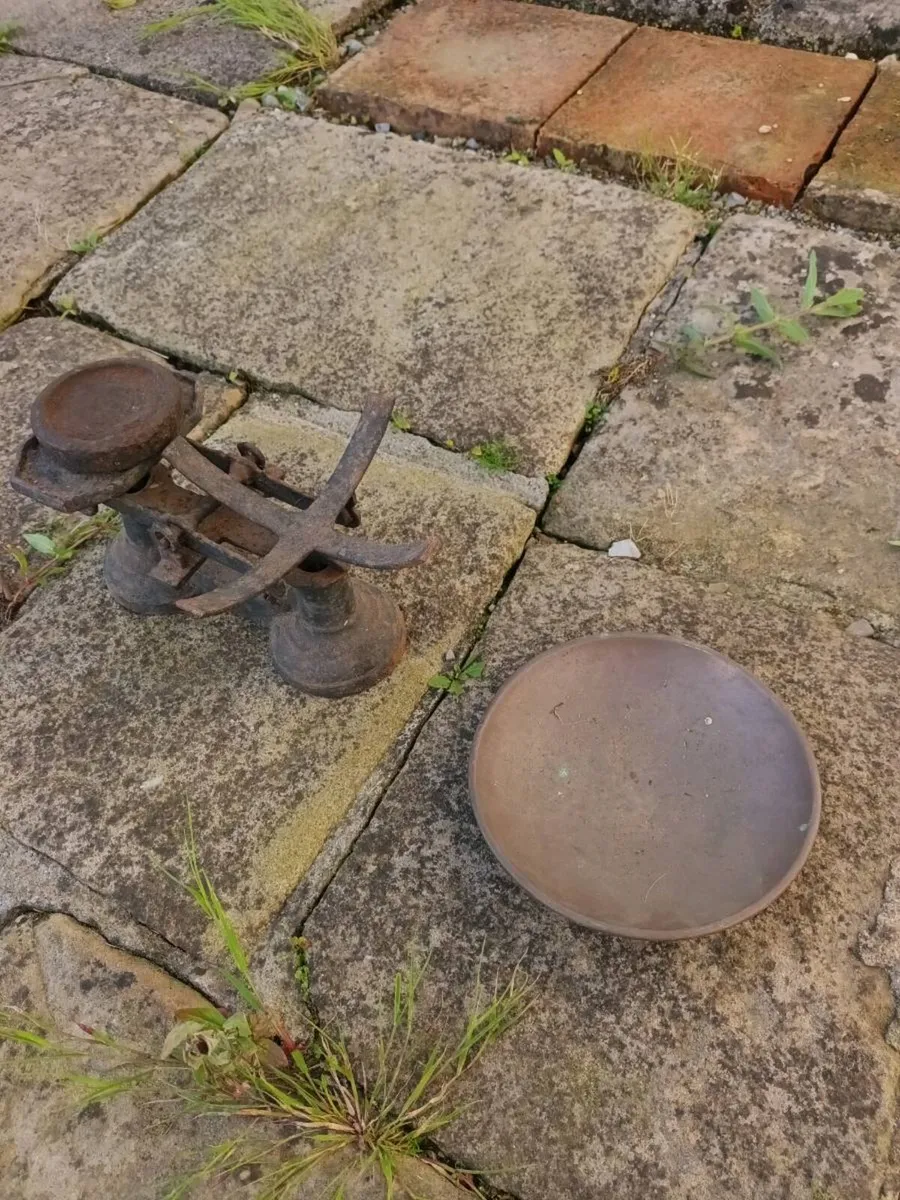 Antique Scales - Image 3