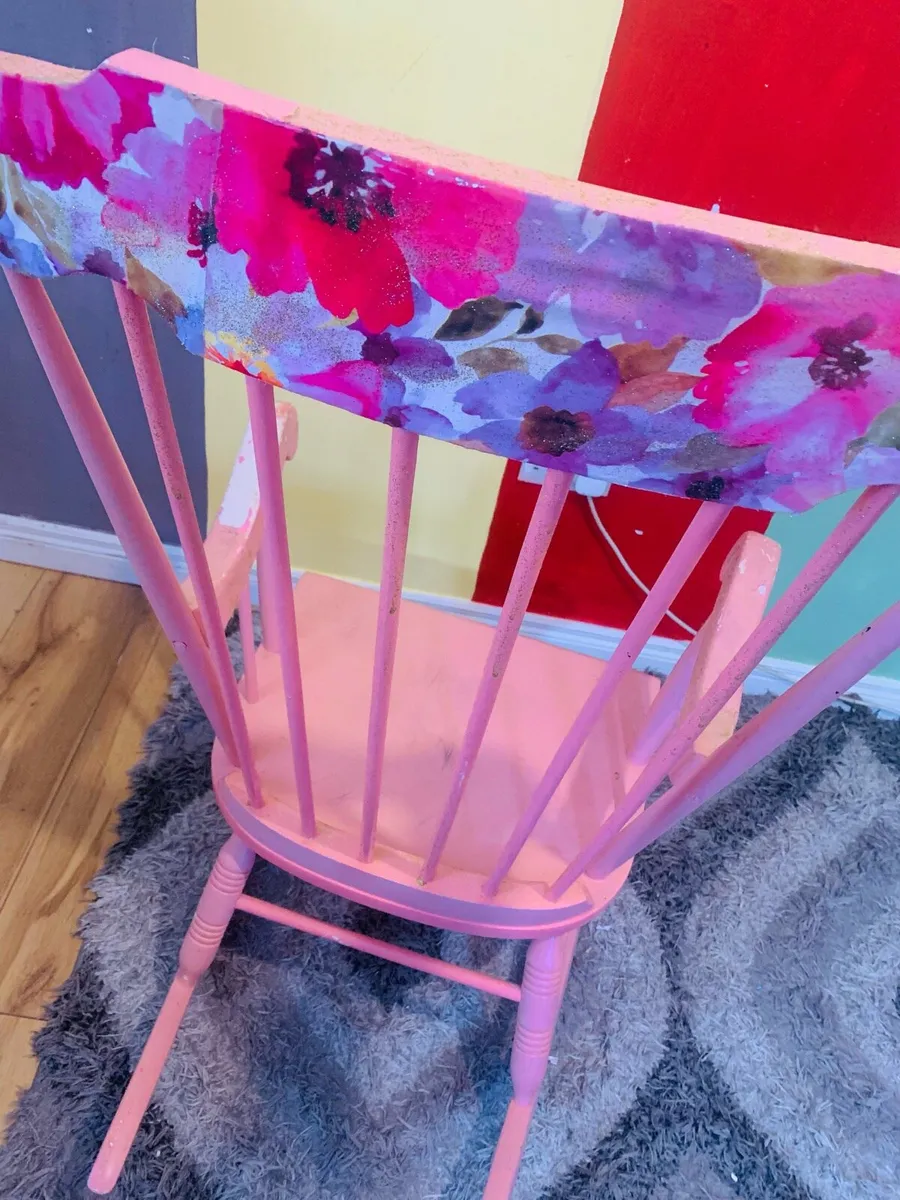 Free rocking chair - Image 2