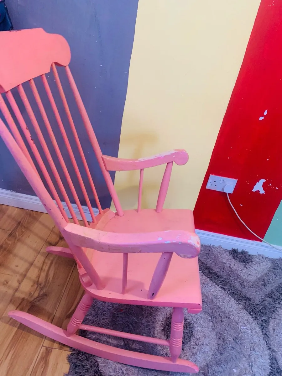 Free rocking chair - Image 3
