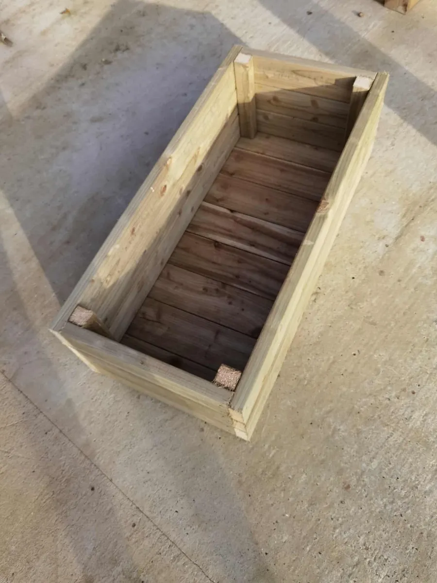 Planter box - Image 1